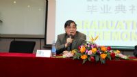 潘公凯院长出席国际预科2011届学生毕业典礼